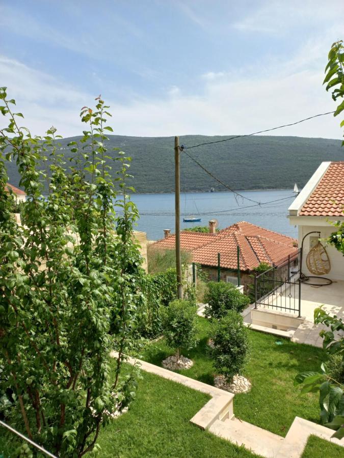 Villa Angelina Kumbor Eksteriør billede